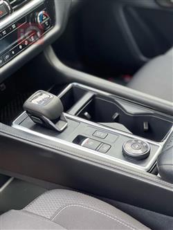 نیسان پاسفایندەر